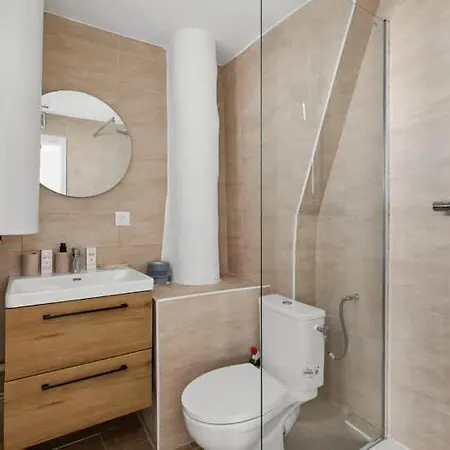 And Bright 1br- Near Parc Monceau 公寓 *