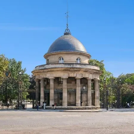 And Bright 1br- Near Parc Monceau * Paris